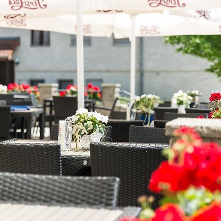 Hotel Krone Niederstotzingen Екстер'єр фото